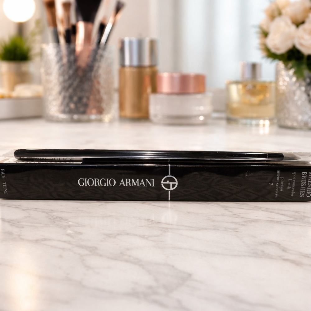 Giorgio Armani Maestro Brush Spot Concealer #7